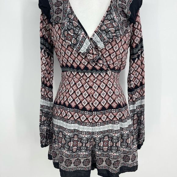 Wild Blue floral boho long sleeve ruffle romper - Picture 3 of 10